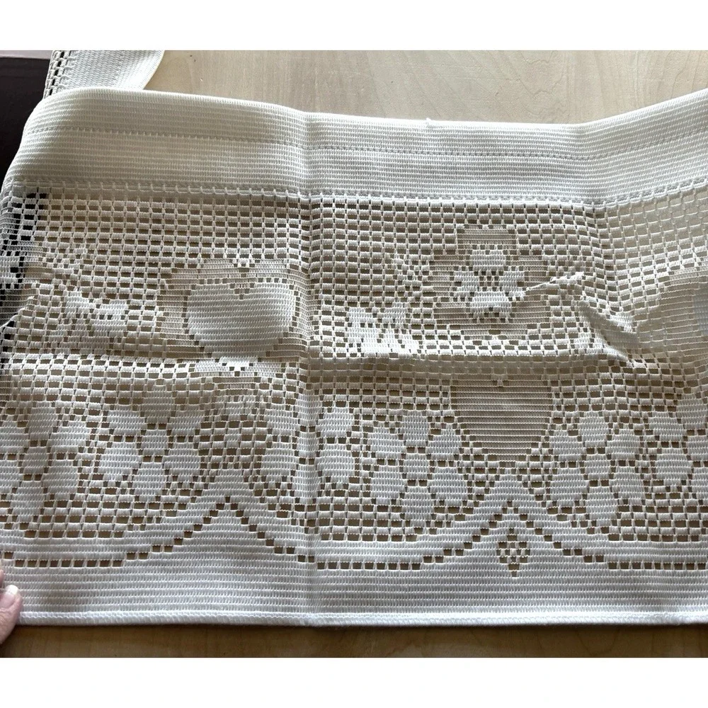 Vtg Lace Valance New White Hearts 1980s Cottage Granny Curtain 60 x 12 NIP